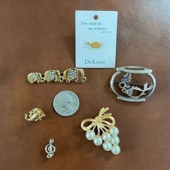 6 Vintage Pins Brooches Whale Grapes Geko Elephants Fish Music - Picture 1 of 9